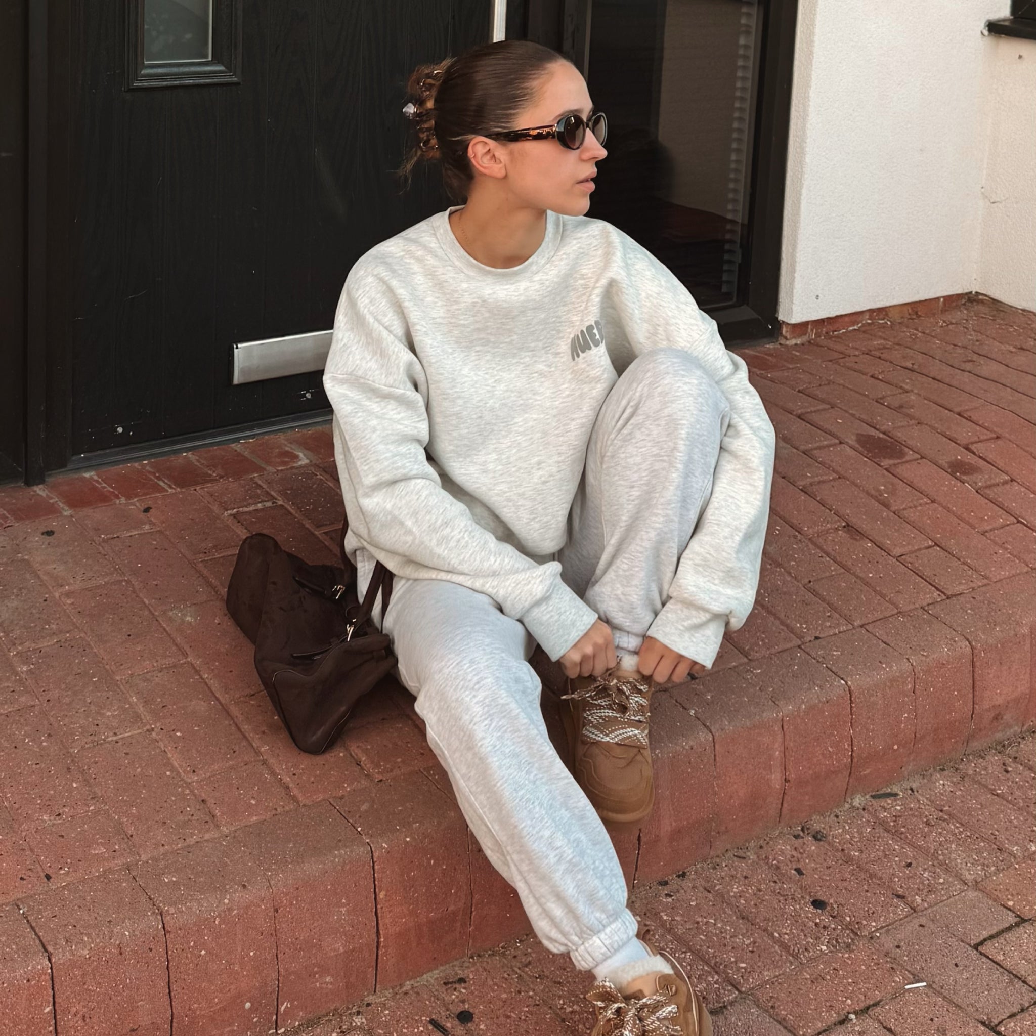 Oatmeal Huer Logo Sweatshirt